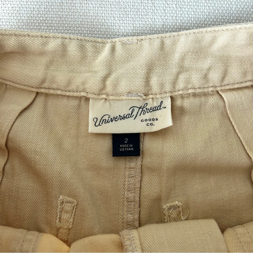 Universal Thread Utility Shorts - Picture 3 of 7
